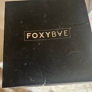 FoxyBae Black Box